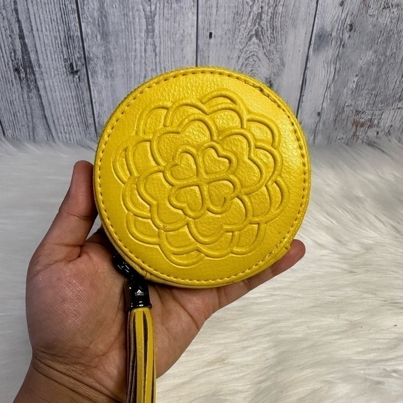 FOLLI FOLLIE coin purse in yellow - Picture 3 of 13